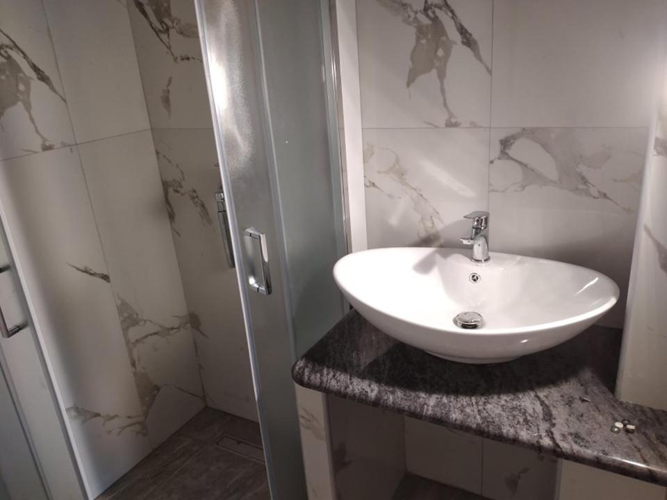 Zotos Rooms ปาร์กา ภายนอก รูปภาพ